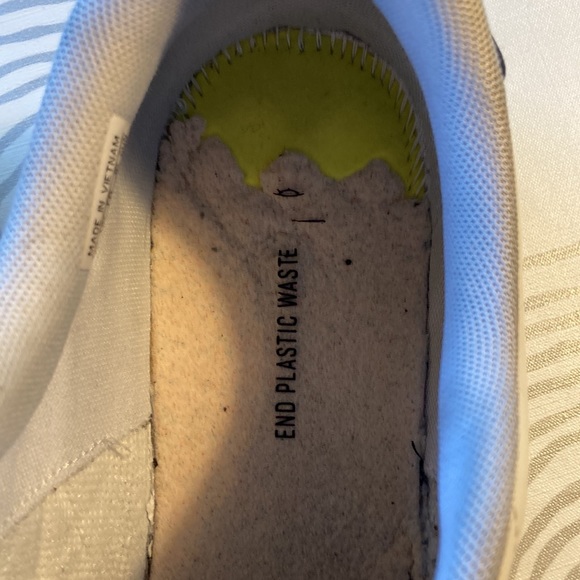 Adidas white “leather” sneackers sz11 a bit used but still in great shape GZ5299 - Picture 5 of 13